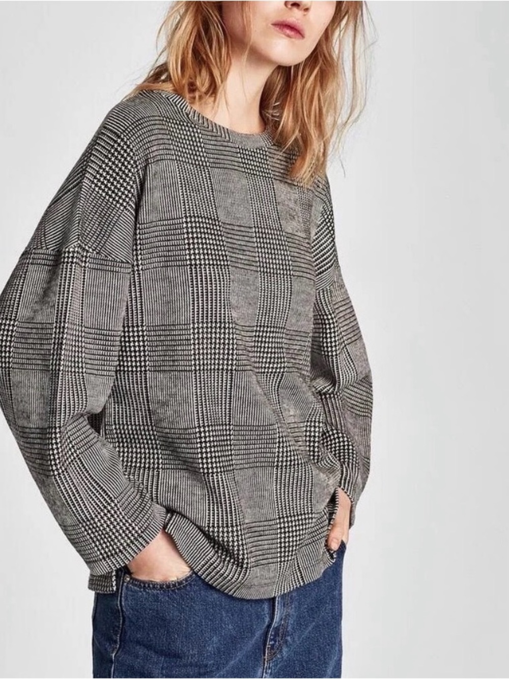 Zara Black & White Plaid Crew Neck Sweater - XL